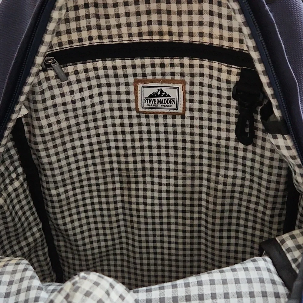 Steve Madden Backpack - Picture 5 of 7